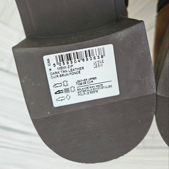 Clarks Memi Zippered Ankle Bootie in Dark Tan Leather Size 8 NWT - Picture 9 of 10